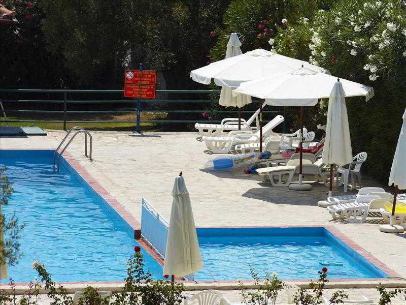 Julia Hotel Скала-Фуркас Екстер'єр фото